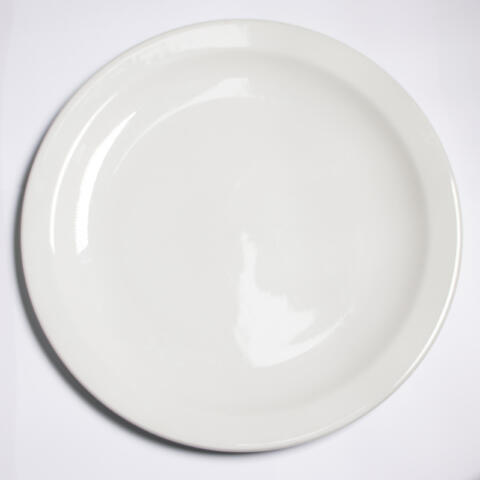 Dinner plates for hire in Geelong